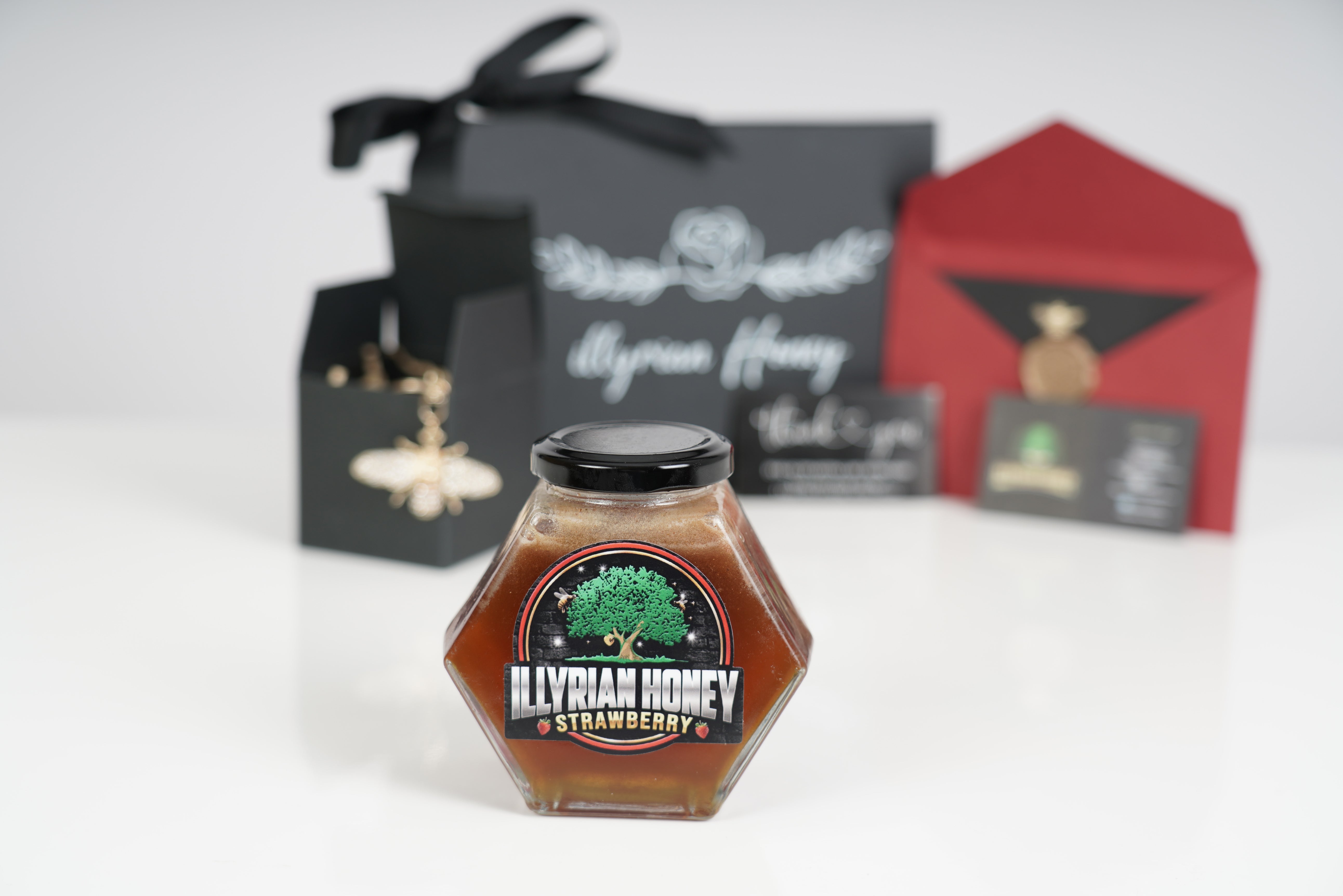 Luscious Strawberry Honey – Sweetness Redefined